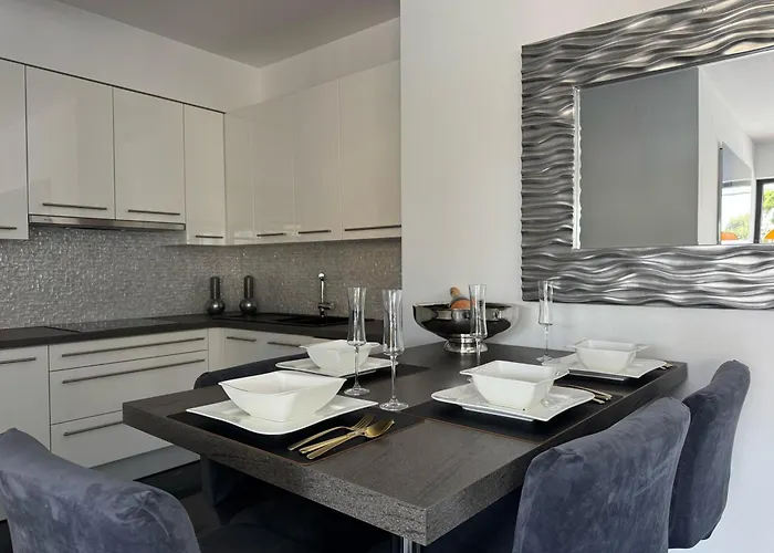 Marjanovic アパート *